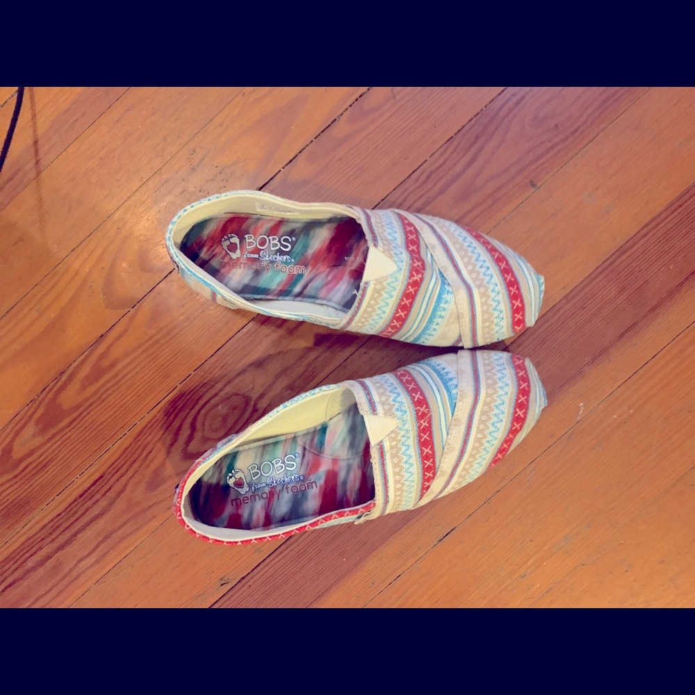 EUC women’s colorful bobs